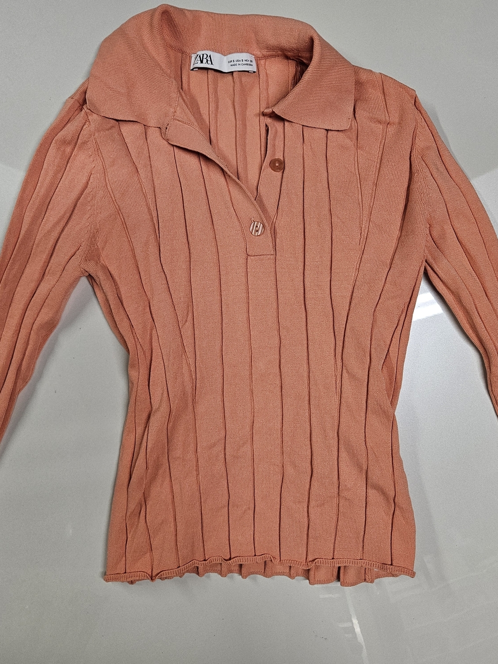 Zara Long-Sleeve Ribbed Polo Top in Coral Peach
